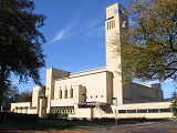 Raadhuis van architect Dudok in Hilversum